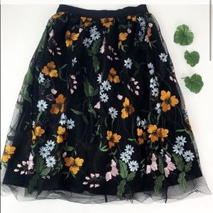 NWT Forever21: Floral, tulle, black skirt